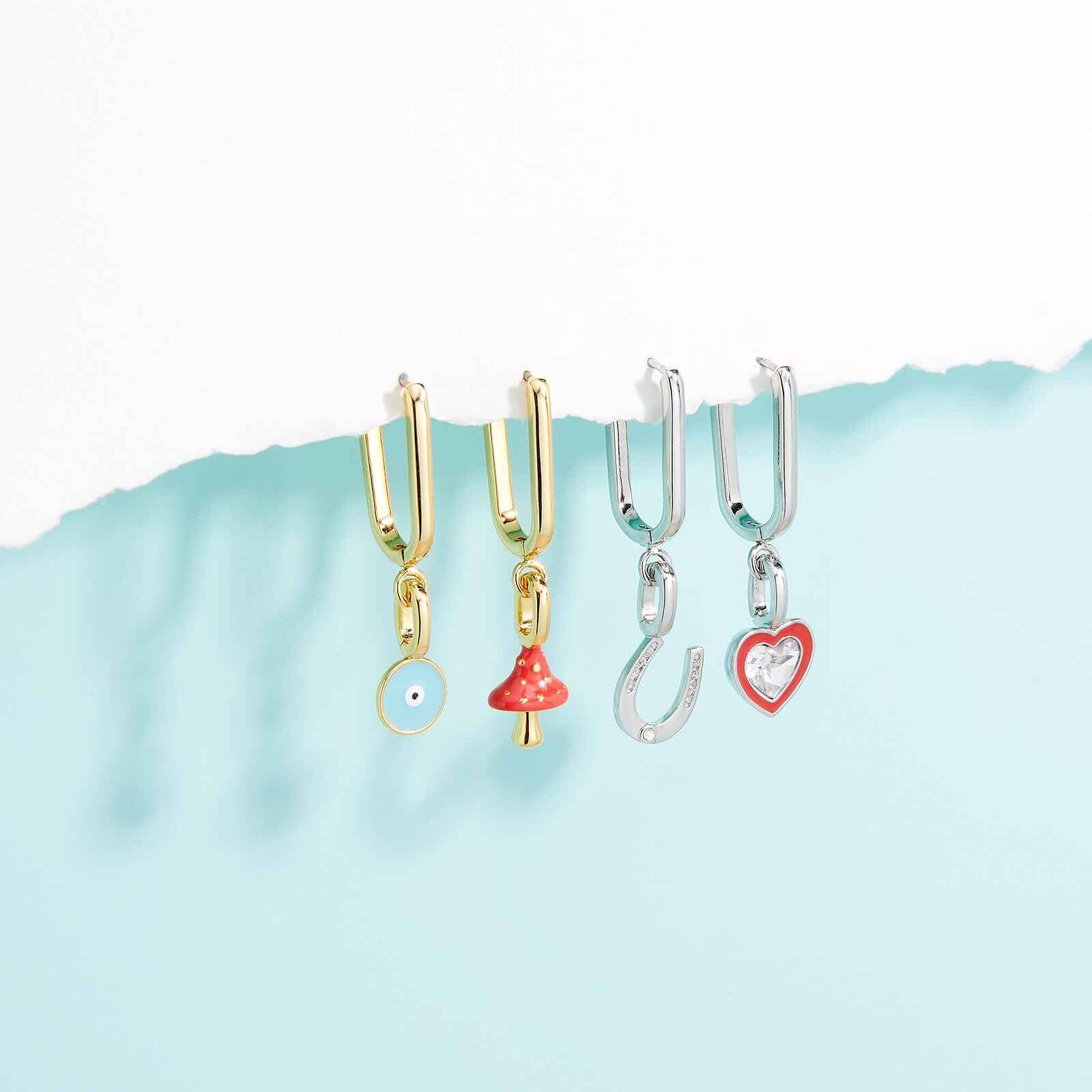 Harper Horseshoe Charm