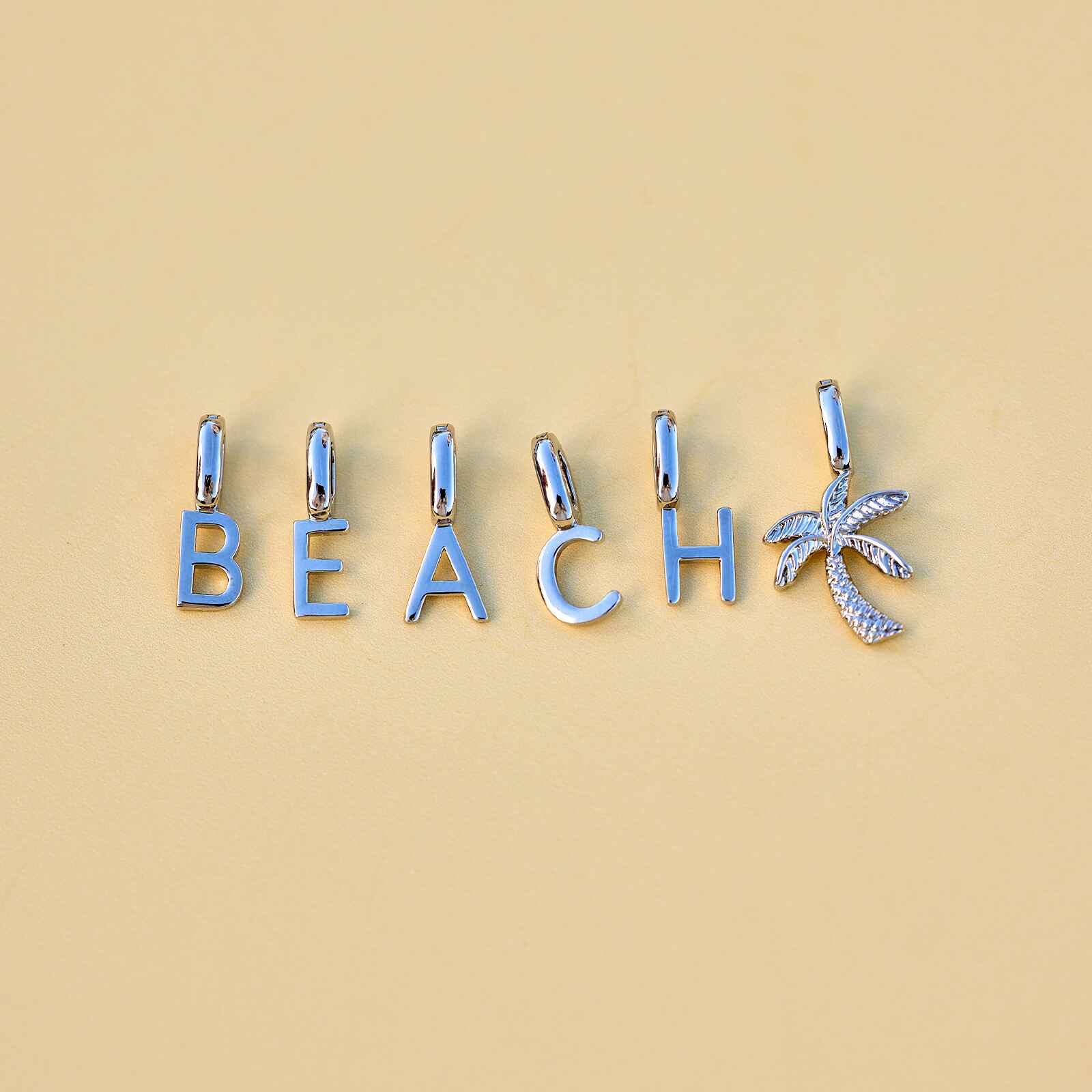 Harper Palm Tree Charm