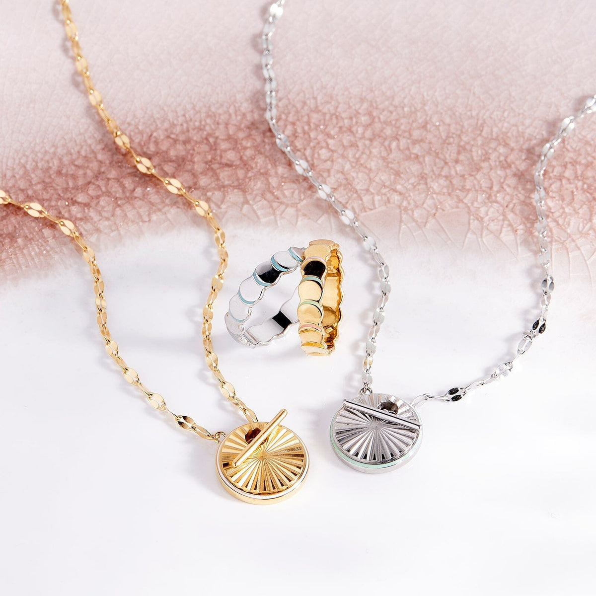 Scallop Enamel Ring Band