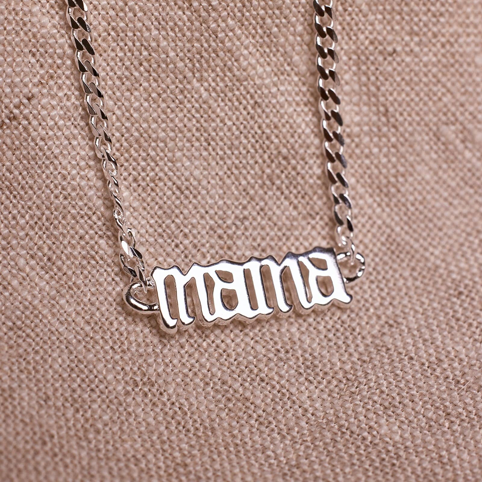 Mama Curb Chain Choker